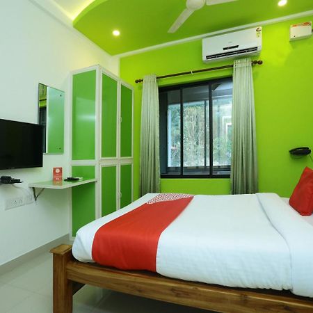 Oyo 9557 Near Kims Hospital Hotell Thiruvananthapuram Eksteriør bilde