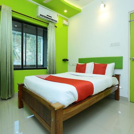 Oyo 9557 Near Kims Hospital Hotell Thiruvananthapuram Eksteriør bilde