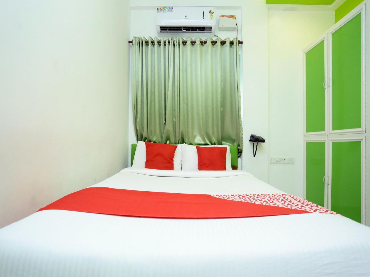 Oyo 9557 Near Kims Hospital Hotell Thiruvananthapuram Eksteriør bilde