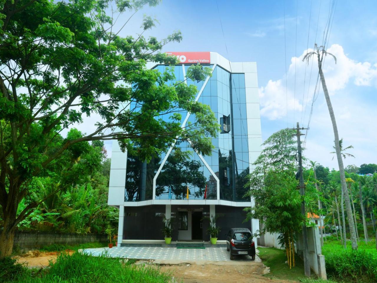 Oyo 9557 Near Kims Hospital Hotell Thiruvananthapuram Eksteriør bilde