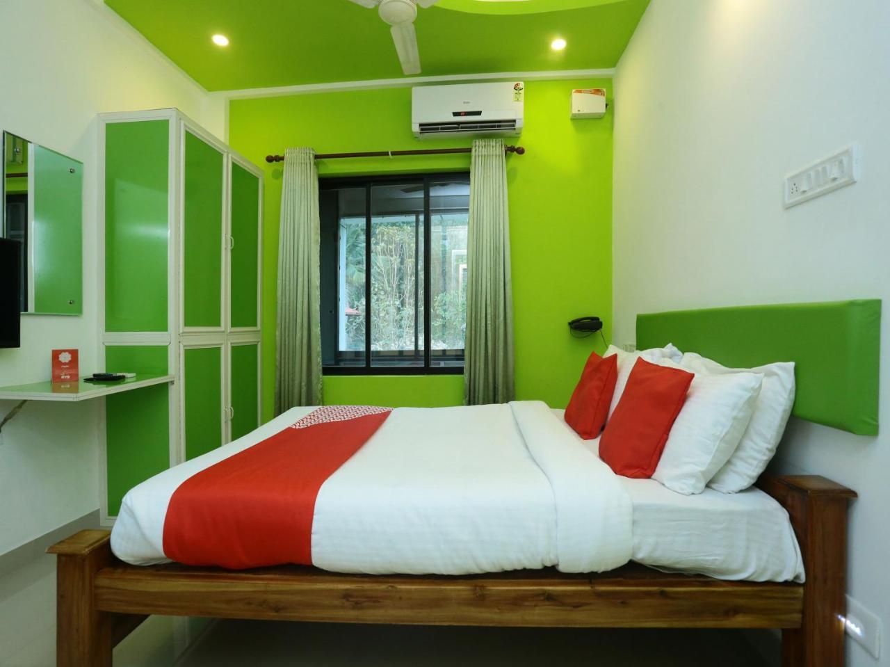Oyo 9557 Near Kims Hospital Hotell Thiruvananthapuram Eksteriør bilde