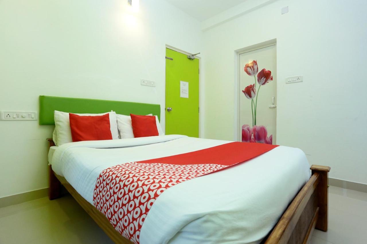 Oyo 9557 Near Kims Hospital Hotell Thiruvananthapuram Eksteriør bilde